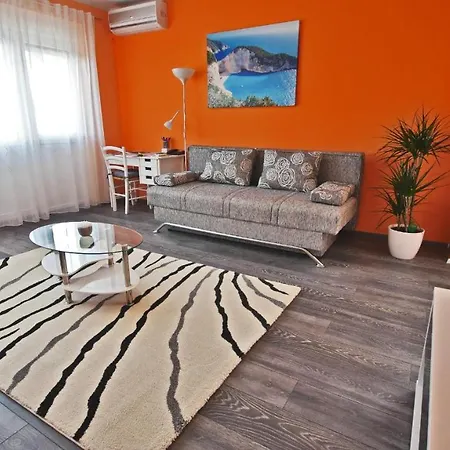 Apartment Rino****, 58M², 170M From The Beach Rijeka Exterior photo