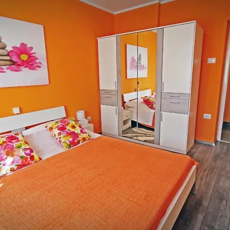 Apartment Rino****, 58M², 170M From The Beach Rijeka Exterior photo