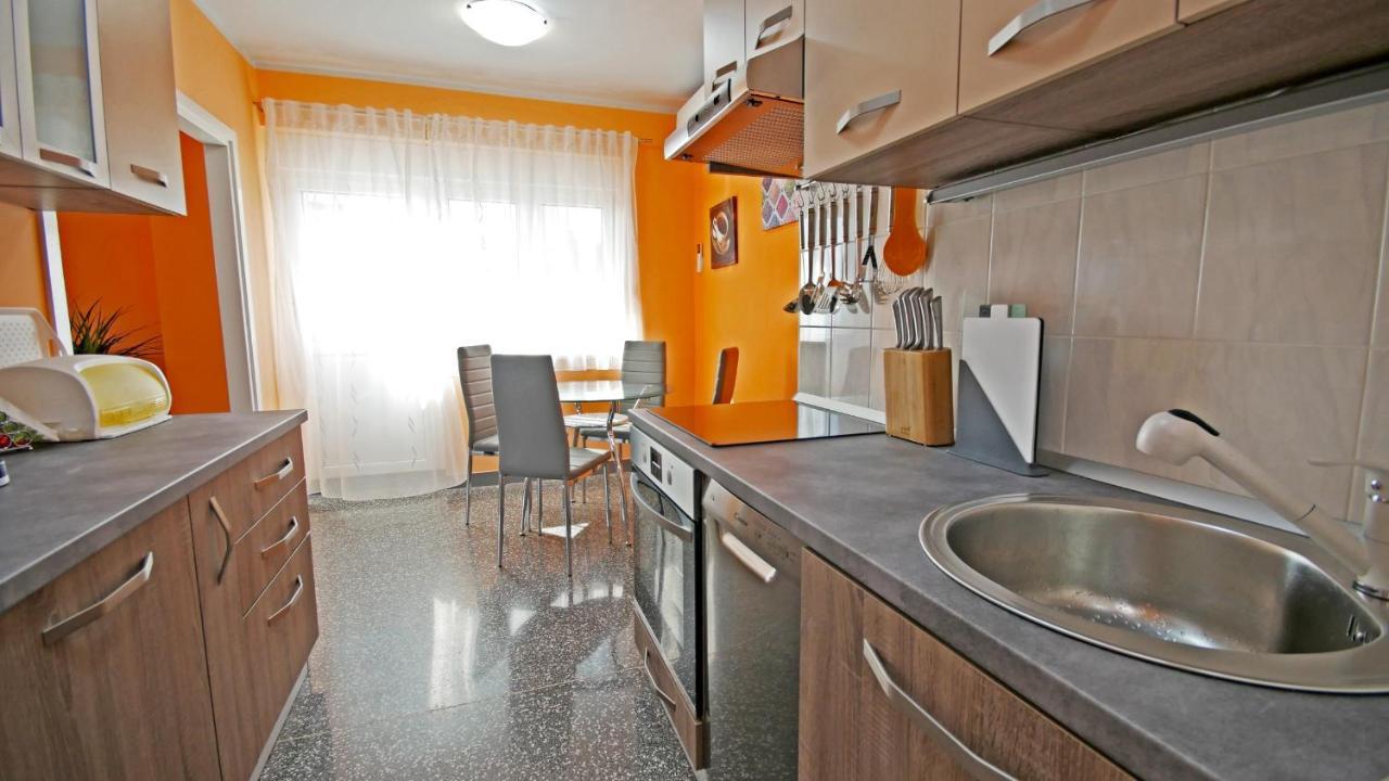 Rino****, 58m², 170m From The Apartment